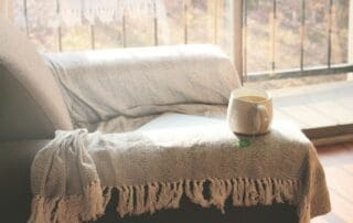 Winter blanket and mug